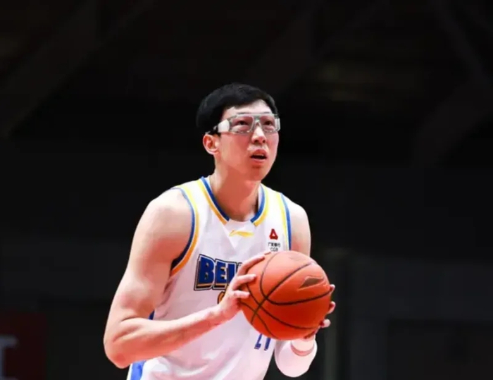 芒果体育直播电脑版-北京66-81惨败浙江 球员评价：3人及格，6人低迷|浙江队|陈盈骏|张才仁|翟晓川|周琦_新浪体育_新浪新闻